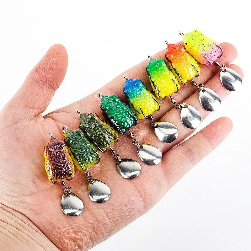 Outdoor Luya Long-Range Thunder Frog 3cm/4.3g Mini Frog Hits 16 Colors Software Toad Frog Double Hook Noise Sequins