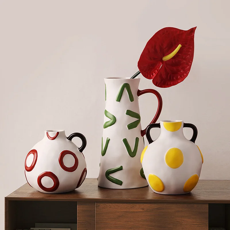 

Cream style hand-painted ceramic milk pot vase living room bedroom dining table flower arrangement decoration home decoration