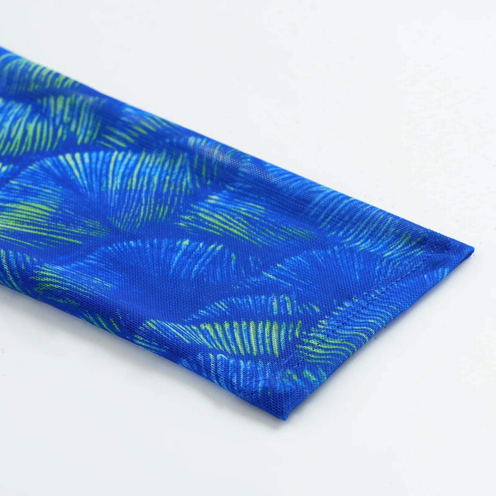 Impressão de uma peça maiô frente zip triângulo biquíni para surf natação manga longa feminino banho sexy praia fatos de banho