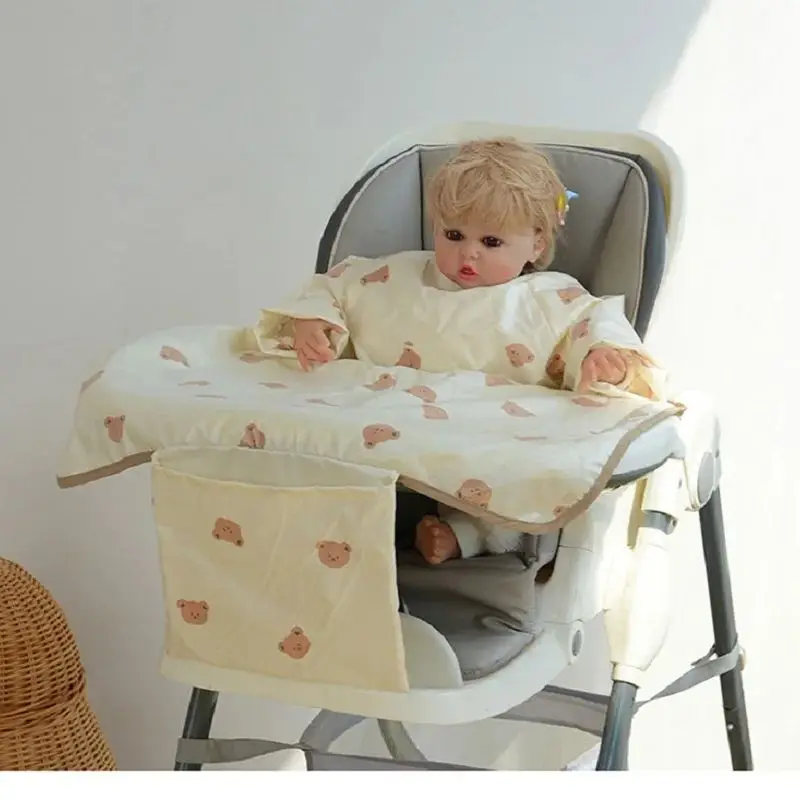 Darling eating bibs, dirt-proof one-piece dinette chairs, tablecloths, children eating