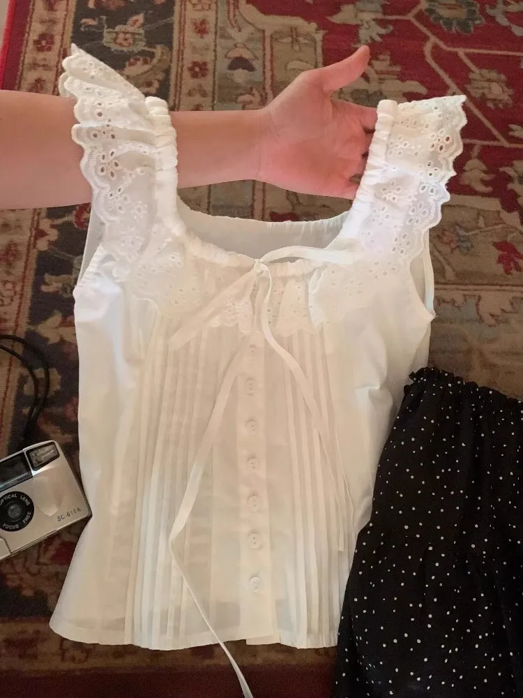 

Белый жилет с кружевной отделкой Svel ter Ne Женский жилет ранней осени Внутренняя одежда Верхняя одежда Sweet Little Fly Sve irt Топ