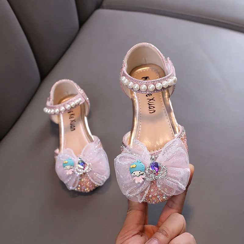 Sandália plana com coroa e gravata borboleta para meninas, sapatos princesa, festa de casamento causal, balé infantil, moda infantil, doce, novo, verão