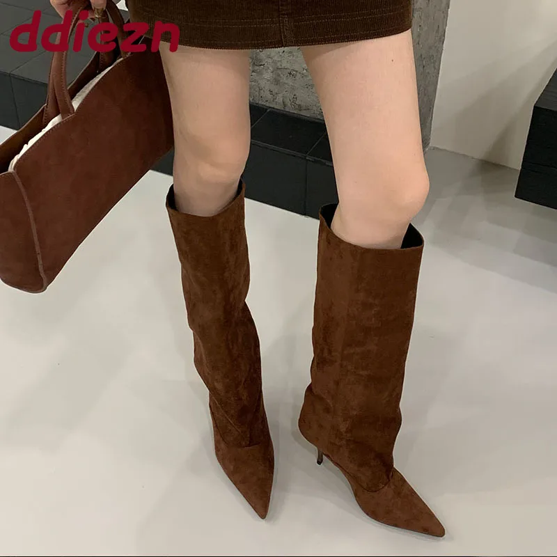 

Модные женские современные сапоги до колена из флока на каблуке, вечерние женские длинные сапоги с острым носком, женские туфли без шнуровки, туфли-лодочки