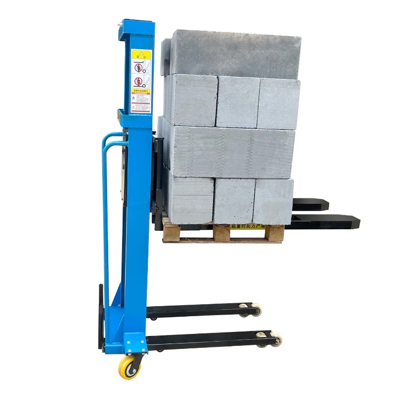 Electric truck-mounted forklift portable fully automatic following loading and unloading artifact, lifting small 1-ton truck