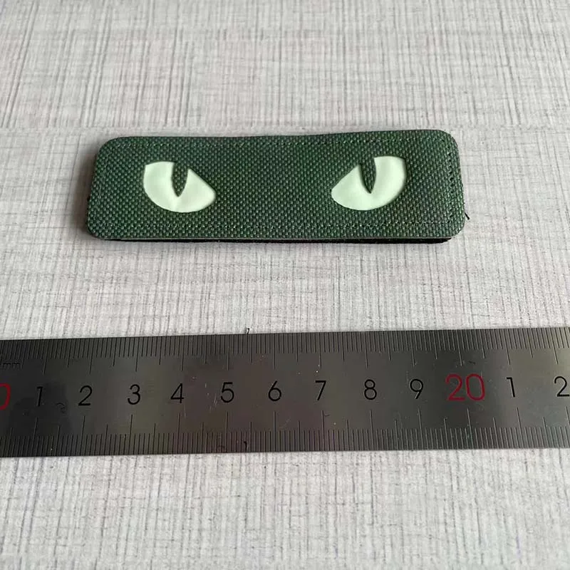 2 Stück/Set, Katzen-Tigeraugen-Klettverschlüsse, im Dunkeln leuchtende Patches, militärische Aufkleber, taktische Applikationen für Rucksack, Weste, Helm, Ausrüstung – Detail 10