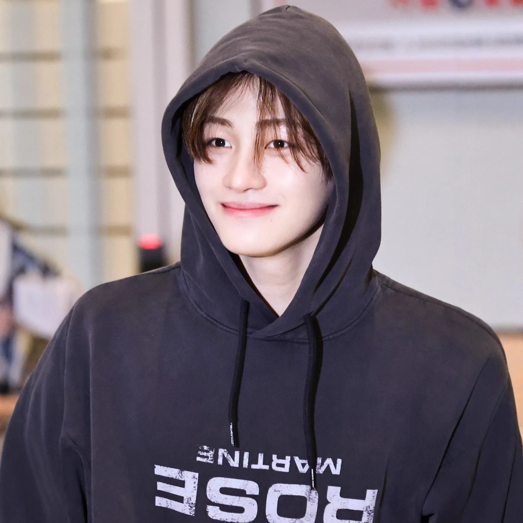 เสื้อฮู้ดดี้ Martine Rose ลายโ - Streetwear Brand Slogans บทวิจารณ์และราคา