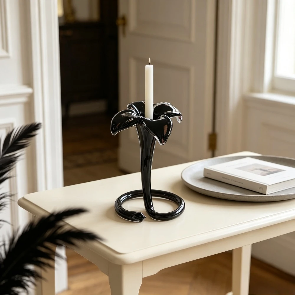 Artistic Flower Form Glass Candlestick Hand‑blown Taper Candle Holder Unique Desk Ornament for Living Room Party Decoration