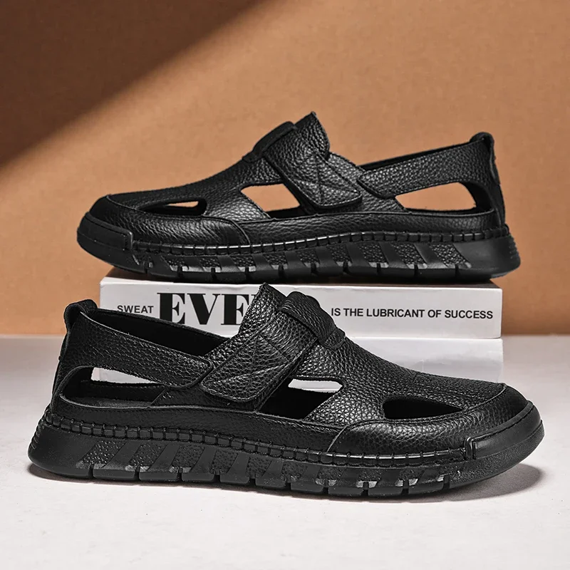 

Летние мужские сандалии, уличная повседневная обувь, пляжные прогулочные шлепанцы, удобные роскошные дизайнерские легкие кожаные модные тапочки