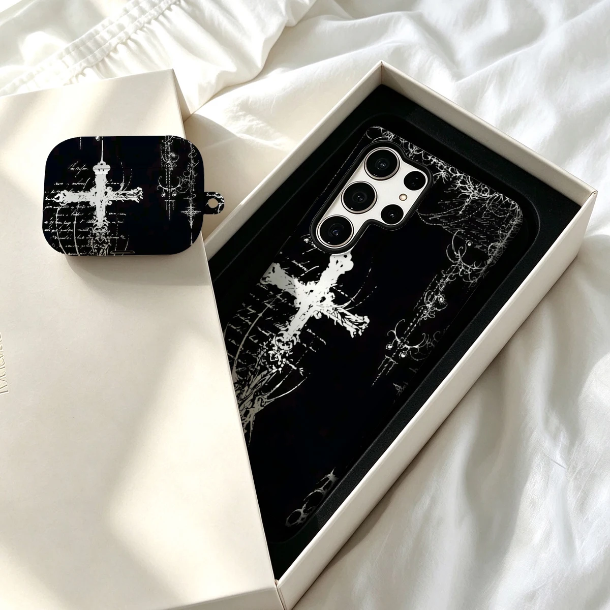 Pirve Phone Case For Samsung Galaxy S26 S25 Ultra S24 S23 Plus Shockproof Double Layer Tough Back Black White Gothic Cross Cover