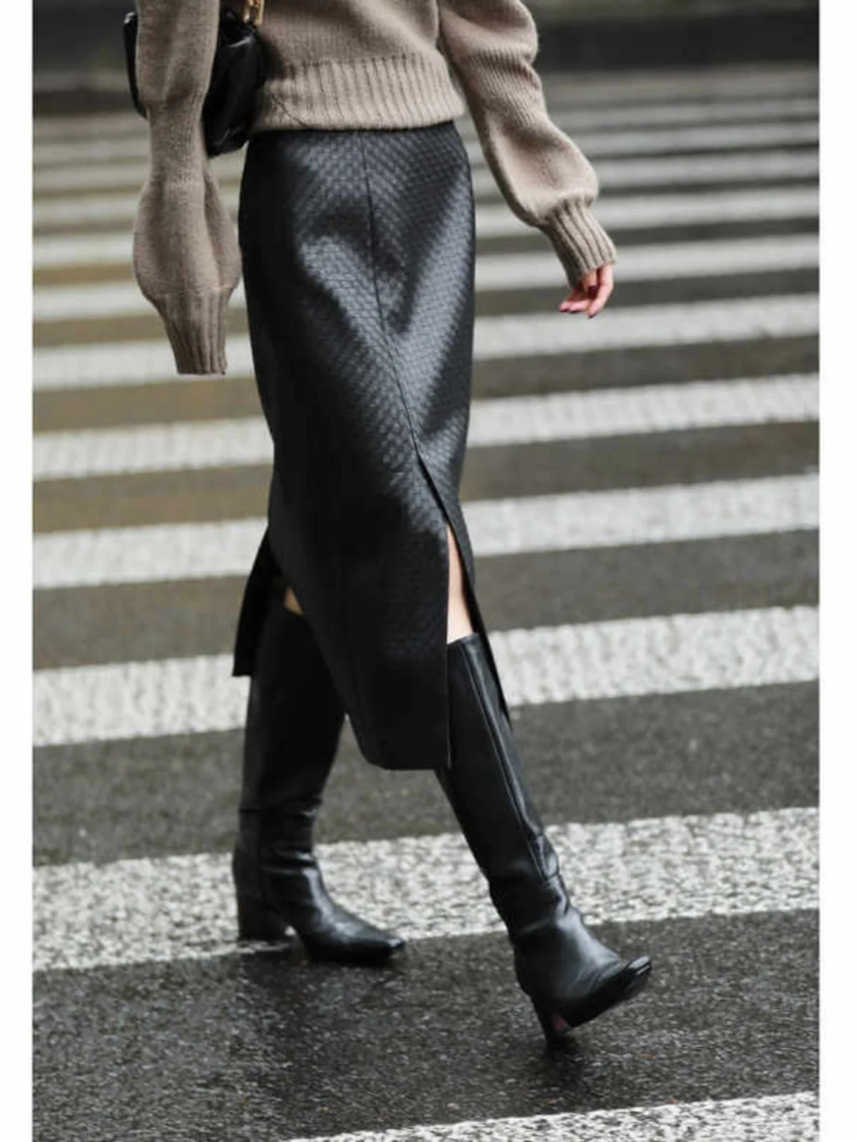 

Autumn Winter eepskin Real Leather Skirt Emed Weave Pattern Straight f Length Vintage Split High Waist A-Line Skirt