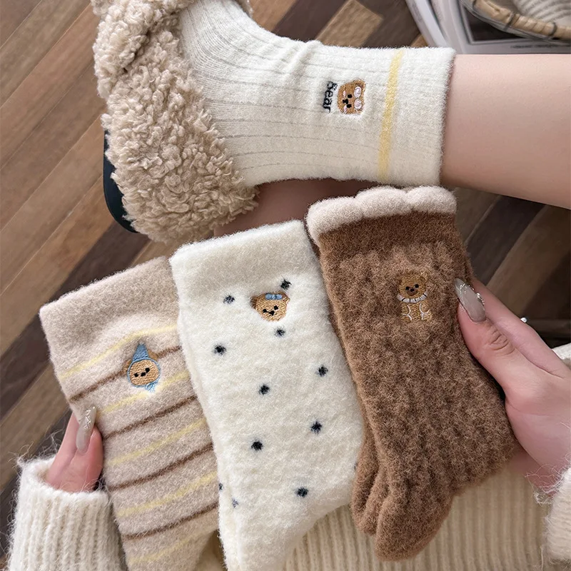 1pairs Kawaii Bear Coral Fleece Socks Socks Women Sweet Plush Thickened Thermal Warm Mid-tube Stockings Floor Sleep Socks