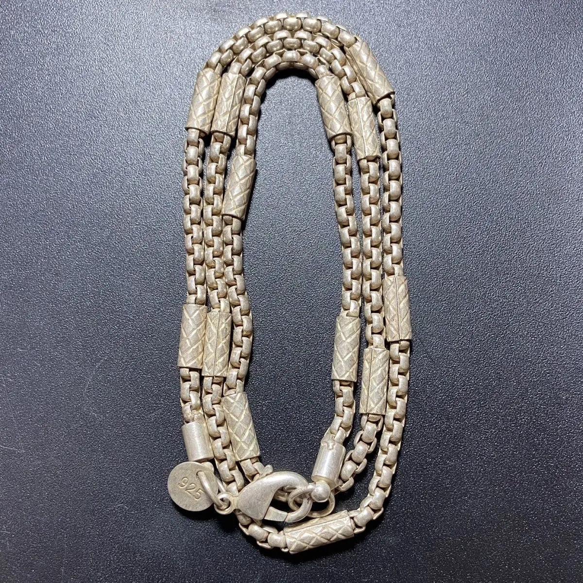 China retro personality Tibetan silver national wind is rising, ladies chain men's fashion decorative chain.