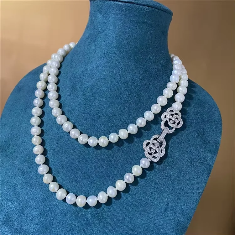 

Handmade Natural White Pearl Long Necklace