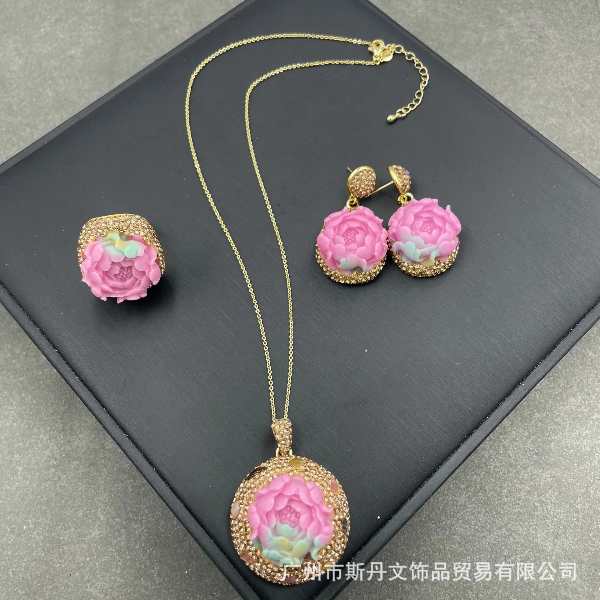 

Yanyuan agate flower inlay, personalized rose medieval high-end jewelry, batch necklace earrings, rings