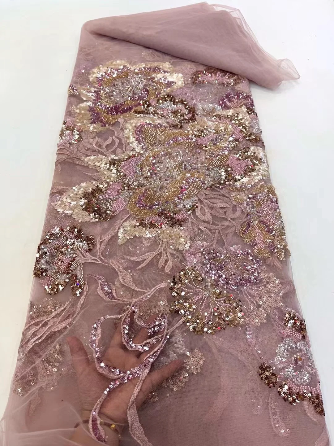 African Beads Lace Fabrics Latest Sequin Lace Fabric 5 Yards High Quality 2025 Lace Fabric Nigerian Wedding Dress For Woman