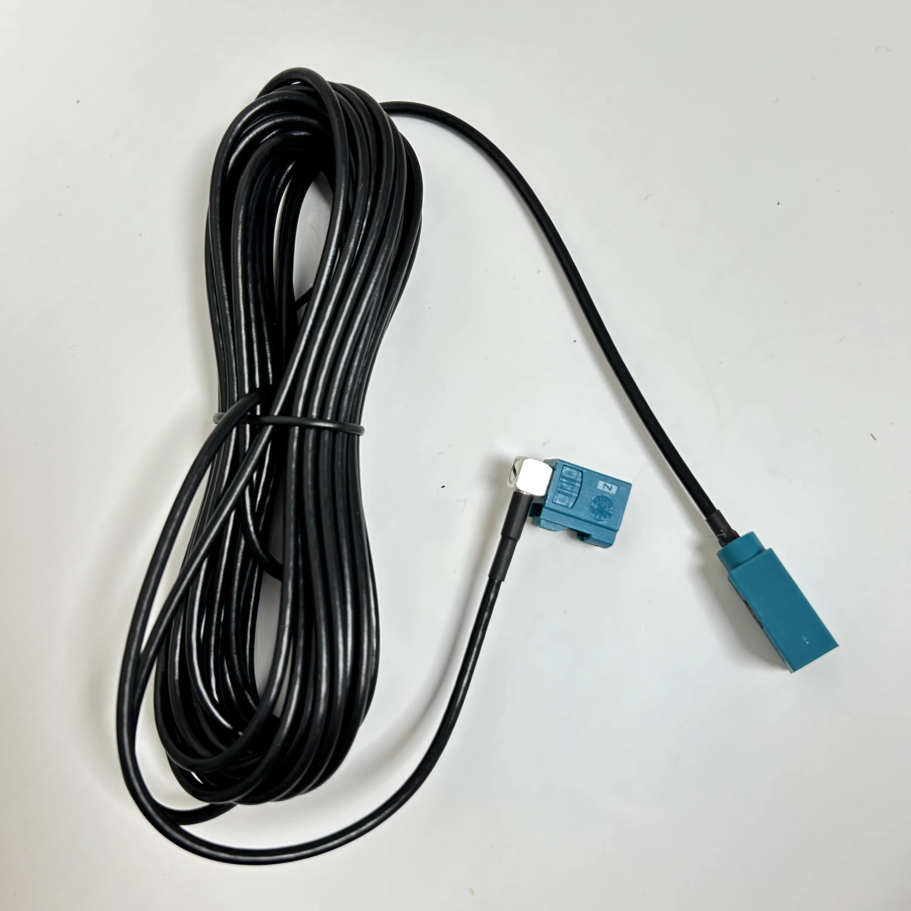 

New Mercedes Benz fiber optic cable Cadillac reverse camera extension cable Buick camera connection cable coaxial line power amp