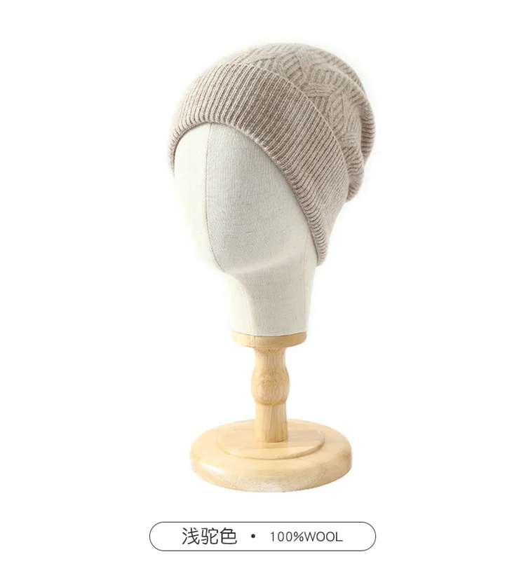 Gorro de punto de lana 100% pura para mujer, gorro de invierno suave sin picazón con protección para los oídos, gorro cálido con calavera