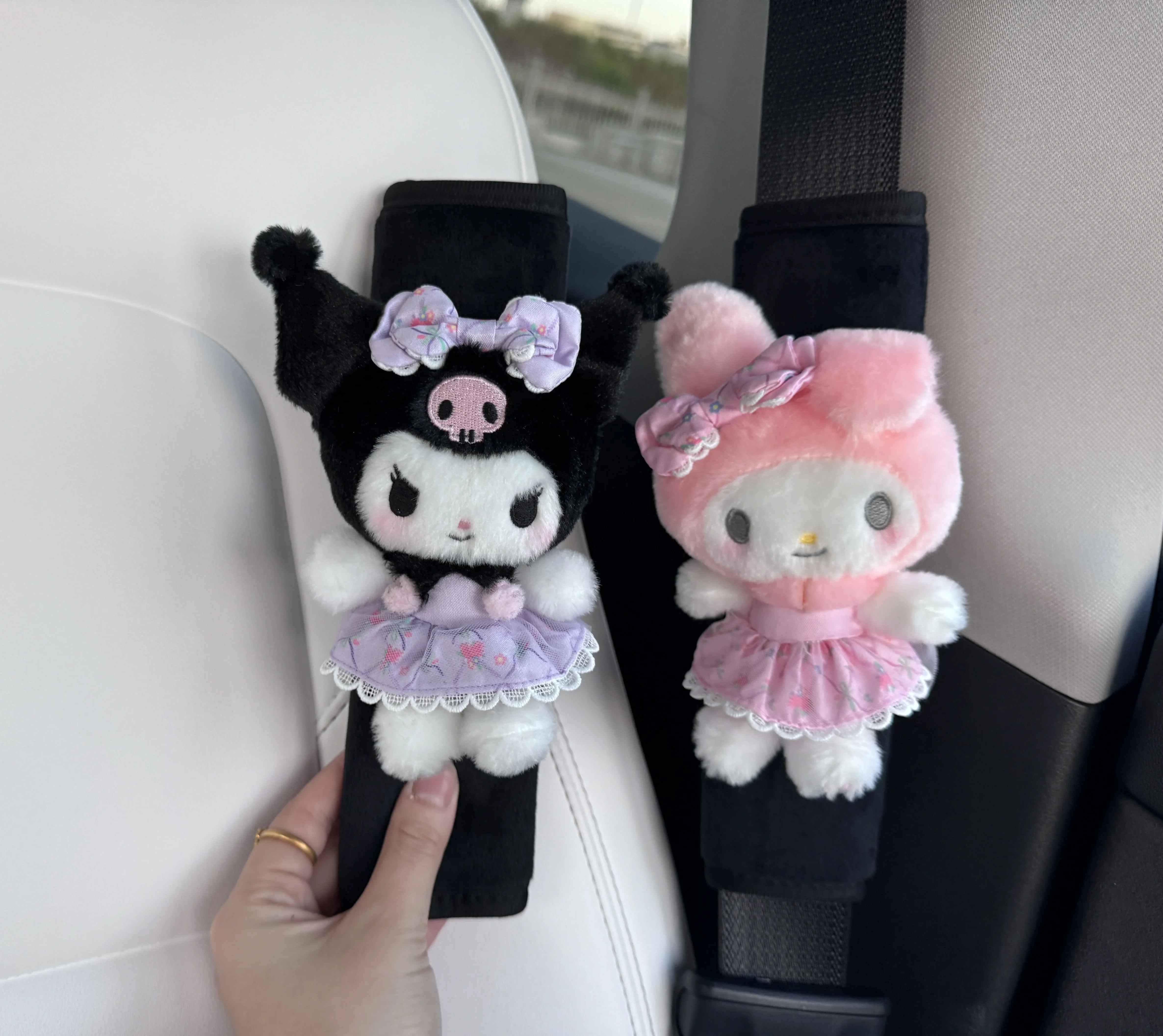 

Sanrio Cinnamoroll Car Seat Belt Cover Kawaii Cars Universal Safety Belts Protector Non-slip Motorcar Interior Accessories Gifts