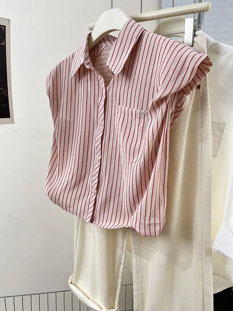 Summer 2024 New Women Striped Shirts Fashion Niche Design Short Sleeves Lapel Blouses Temperament Casual Top