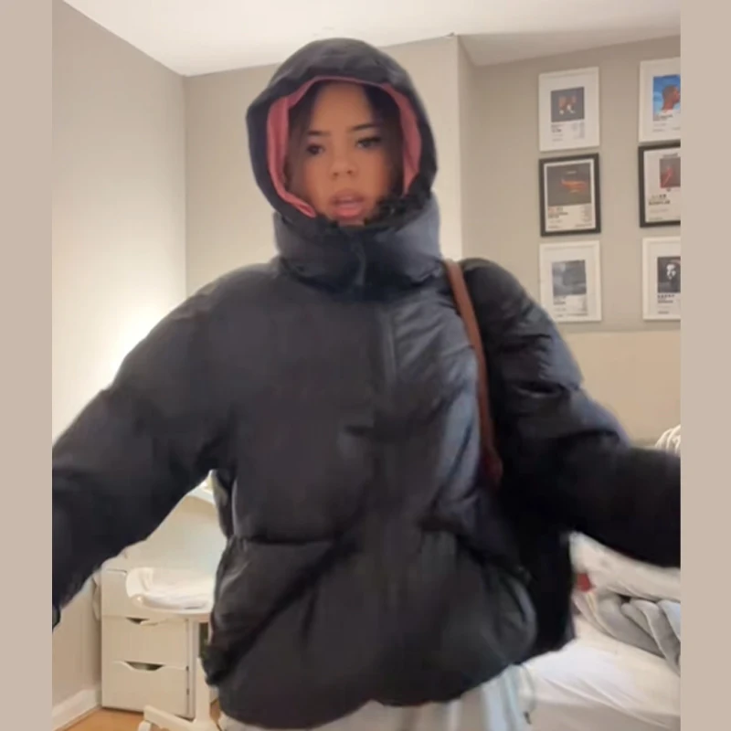 Piumini da donna rosa-neri Cappotto imbottito in cotone gonfio con cappuccio con coulisse Capispalla con cerniera a contrasto 2025 NUOVI cappotti invernali da donna