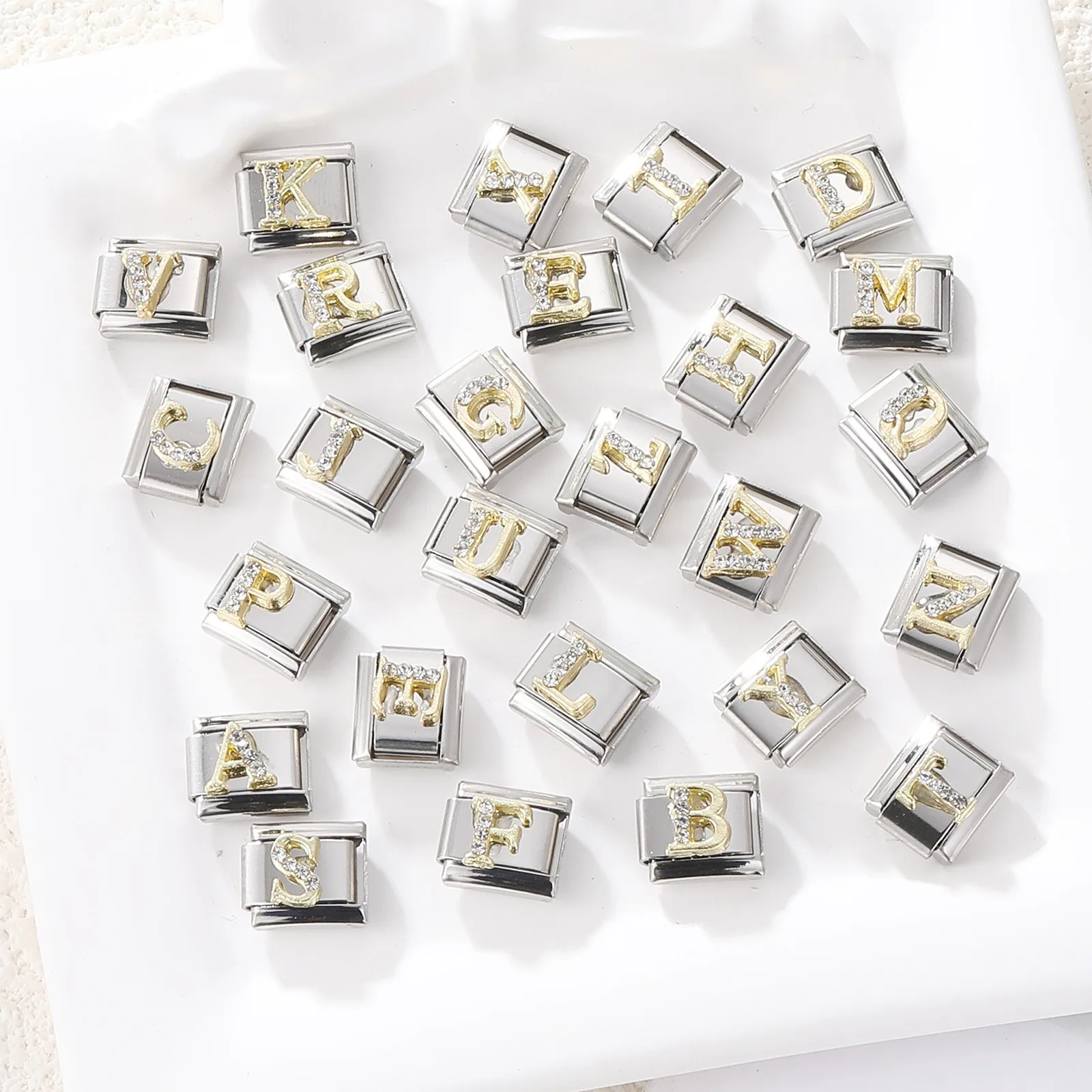 1 Stück 304 Edelstahl Italienische Charm-Anhänger 26 Englische Buchstaben Passend für 9mm DIY Armband Schmuckherstellung 10mm x 9mm Personalisiert – Detail 5