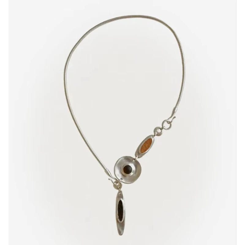 

Water drop meteorite round disc snake bone necklace with multiple wearing styles, simple and fashionable, new summer necklace