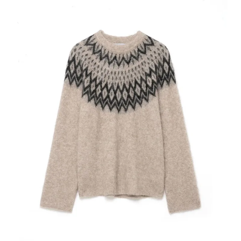 

Новое поступление весны 2026, зимняя серия, верблюжья волоса, вышитый топ с длинными рукавами и уличным стилем, женский вязаный свитер