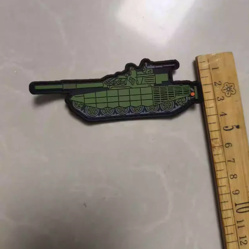 

Российское военное оборудование: липучки для Т-72, БМП-2, БТР-80, Бук-3, БМД