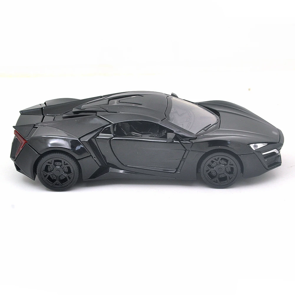 1: 32 suitable for Lecan supercars, alloy car models, children's gifts, die cast toys with sound and light pull-back function