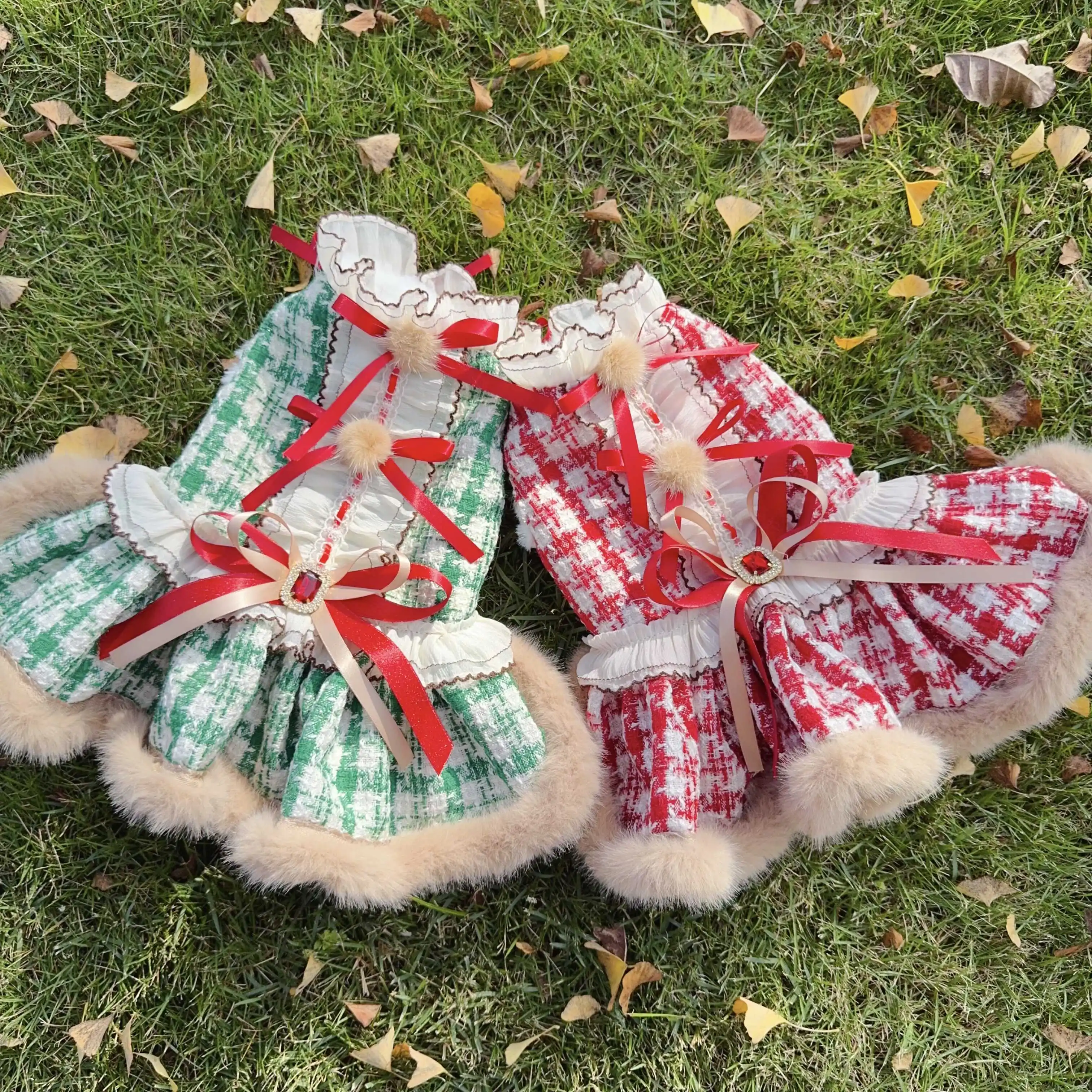 

Pet Dog Dress Autumn Winter Christmas Style,Houndstooth Dress with Fur Lining and Bow Decor,Original Design Costume for Dog Cat
