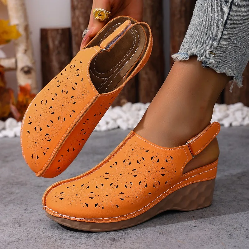 صنادل باوتو الصيفية المجوفة للنساء بكعب عالي وكعب عالٍ وحزام بإبزيم كلمة واحدة صنادل نسائية خفيفة الوزن قابلة للتنفس