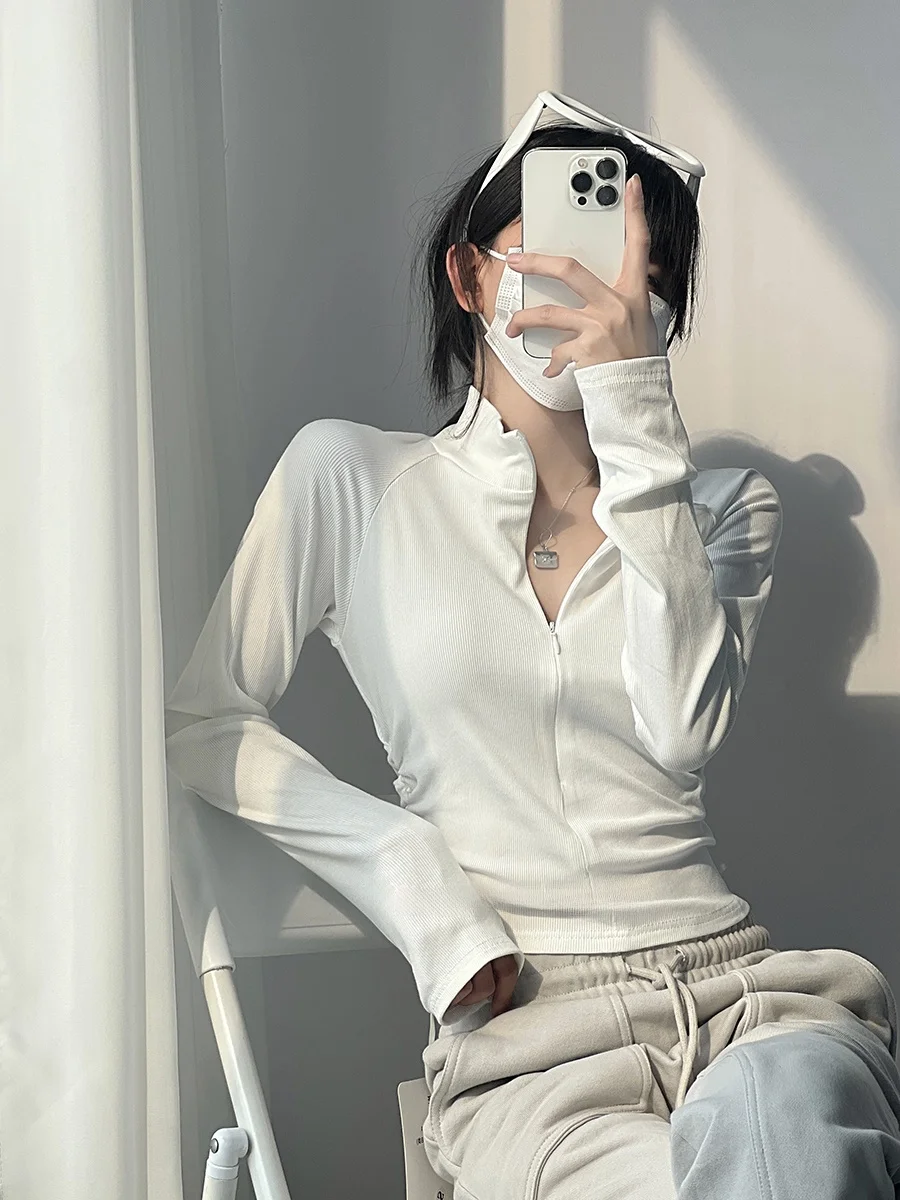 Chic Sweet Spicy White Long Sleeve T-Shirt Women Early Spring Short Design Sense American Half High Collar Zipper Top