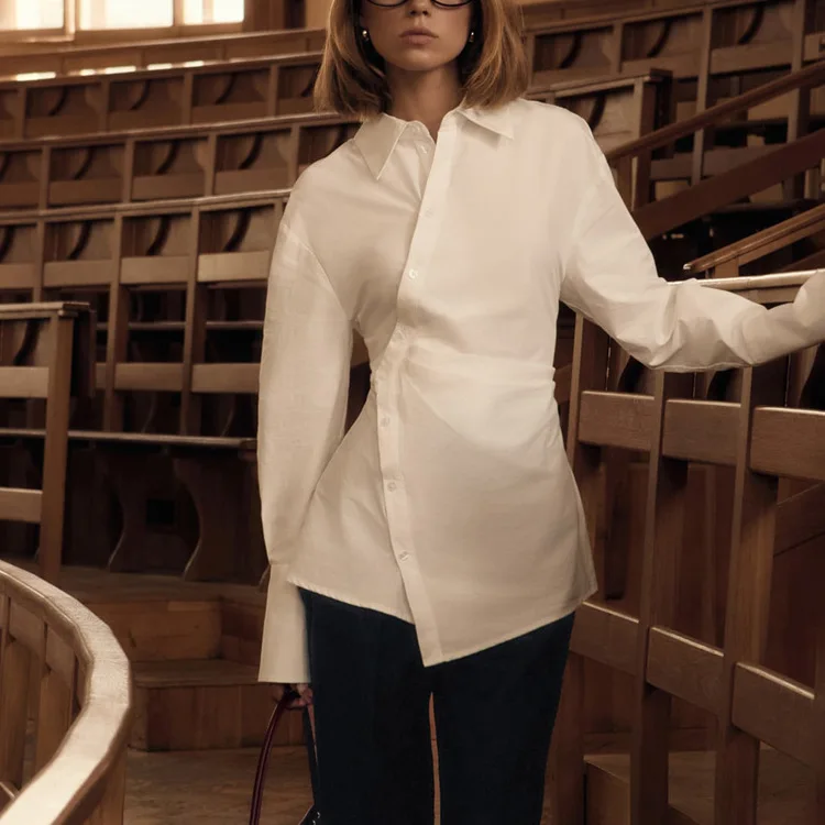 2025 nouveau coton blanc revers à manches longues taille cintrée femmes chemise conception croisée irrégulière Cardigan haut