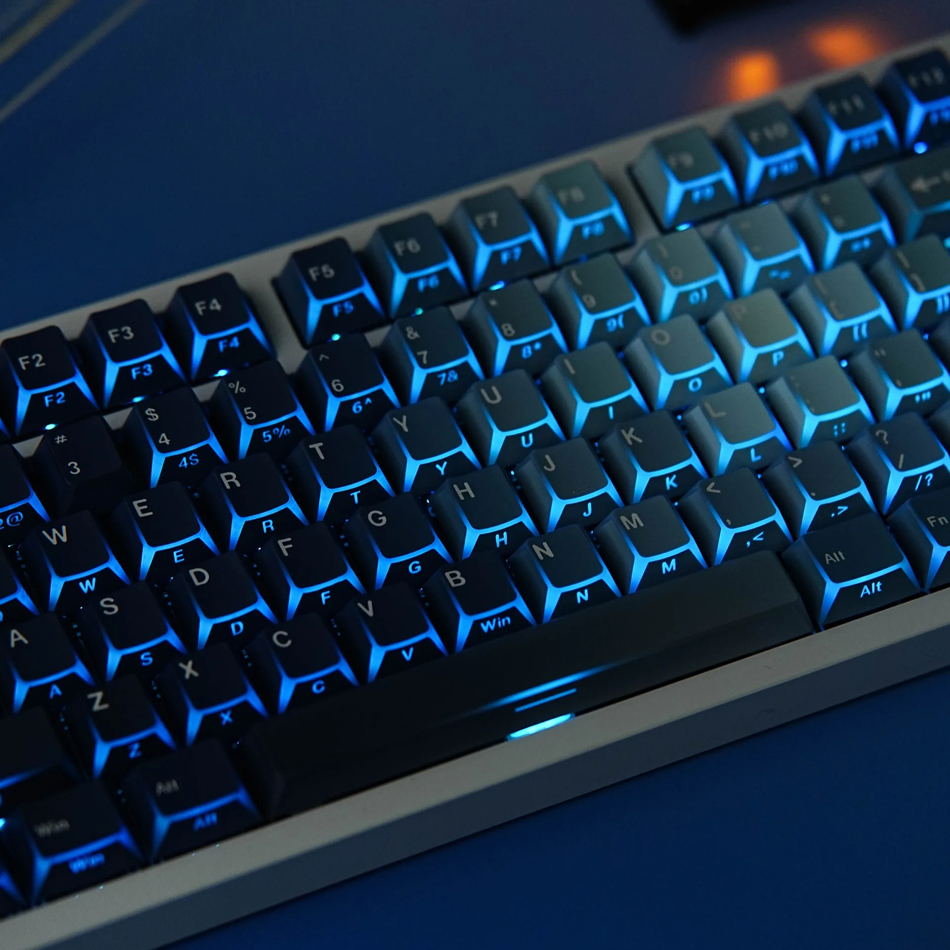 Hebrajski Rosyjski Hiszpański Francuski Brytyjski Niemiecki Koreański Klawiatura Mechaniczna Zakrzywione Krawędzie Boczne Nadruki na Klawiszach Profil Cherry PBT Keycap ISO — zdjęcie produktu 5