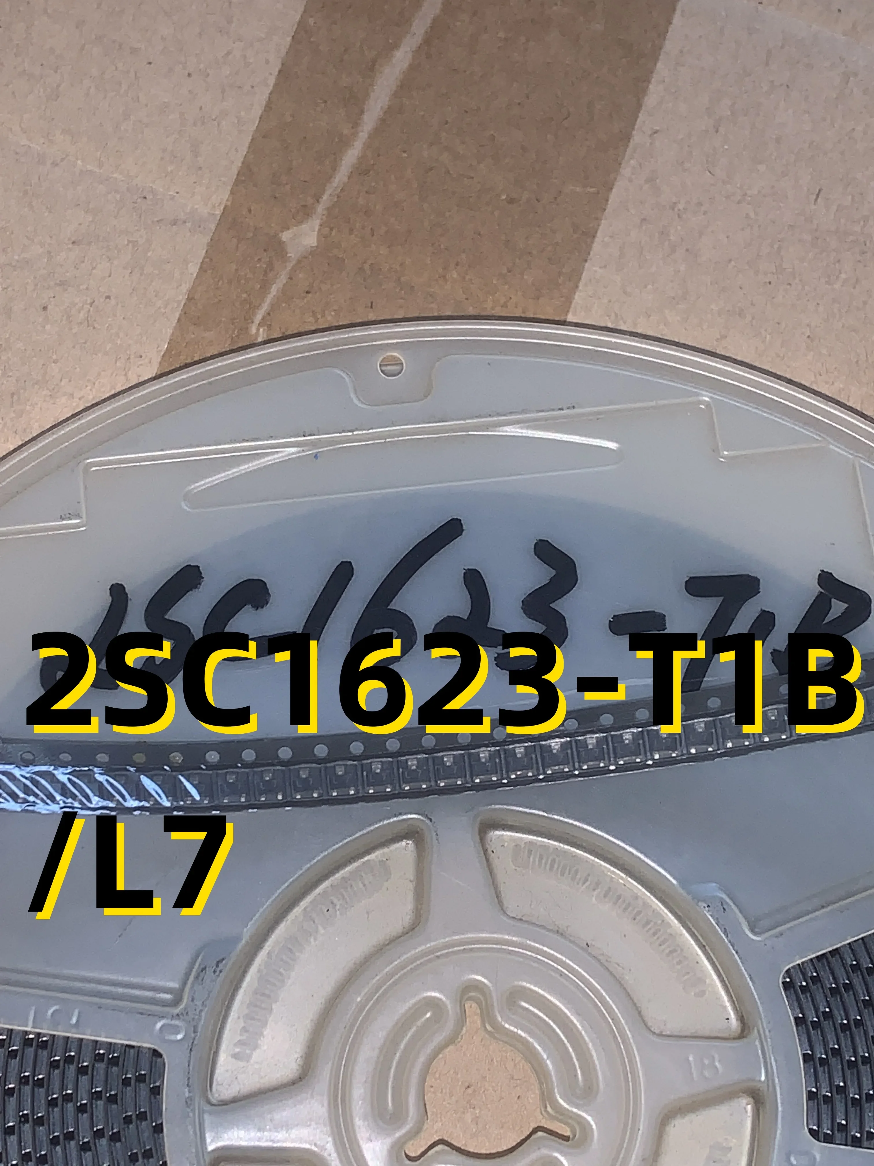 

Brand New Original 10pcs 2SC1623-T1B /L7