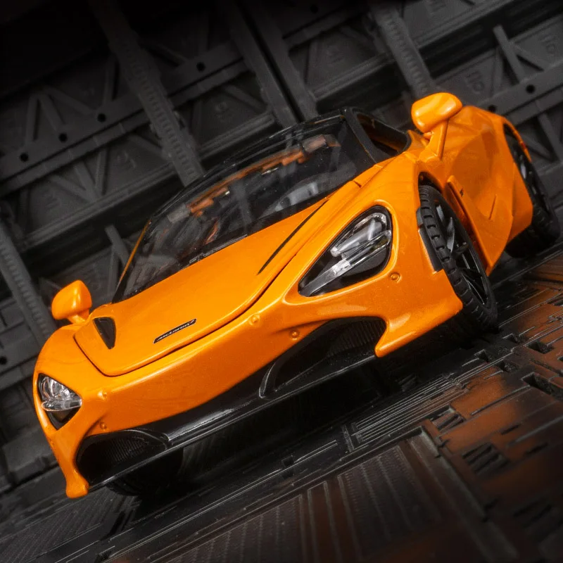 Ornement de modèle de voiture en alliage McLaren 720 1:24, jouet de course régénératif pour enfants, porte et capot peuvent être ouverts