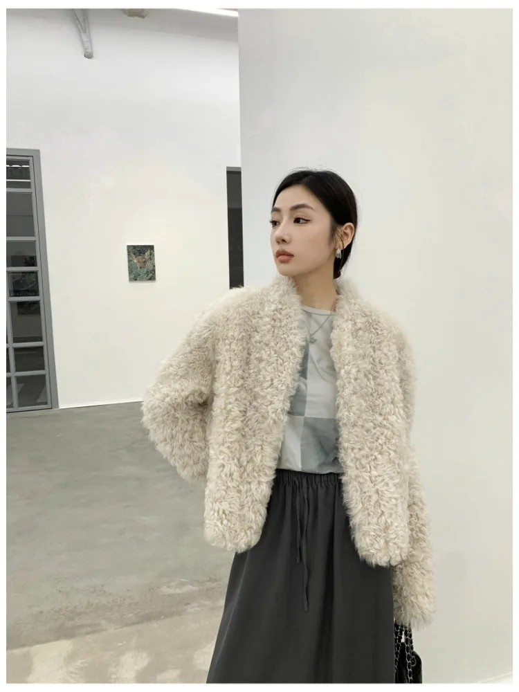 2024 New Fashion Real Fur Coat Women Luxury Winter High Quality Natural Lamb Leather Fur Jacket Elegant Short Coats and Jackets