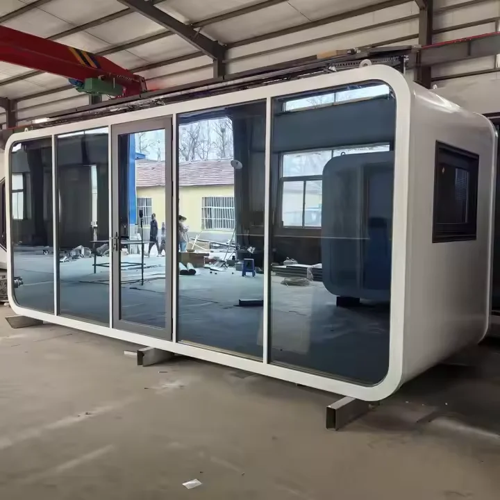 New Tiny Apple Capsule Mobile Home Prefabricated Cabin With Kitchen and Bathroom for Hotels and Bed & Breakfasts