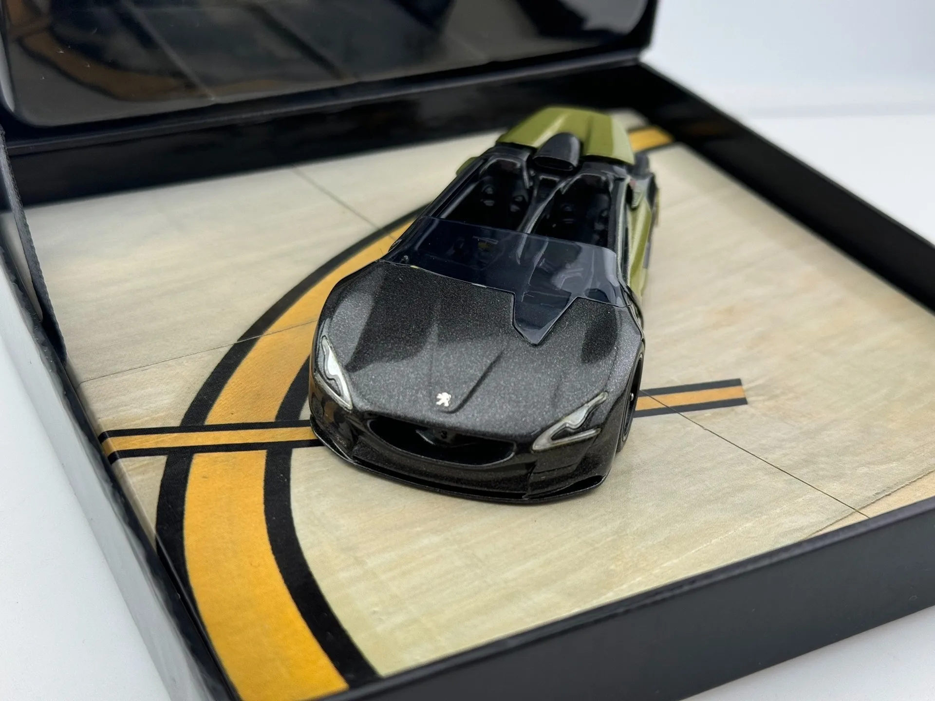 ダイキャスト Norev 1/43 スケールプジョーダブル電気コンセプトカーモデルコフレプジョー Ex1 2010 車モデルグッズおもちゃギフト