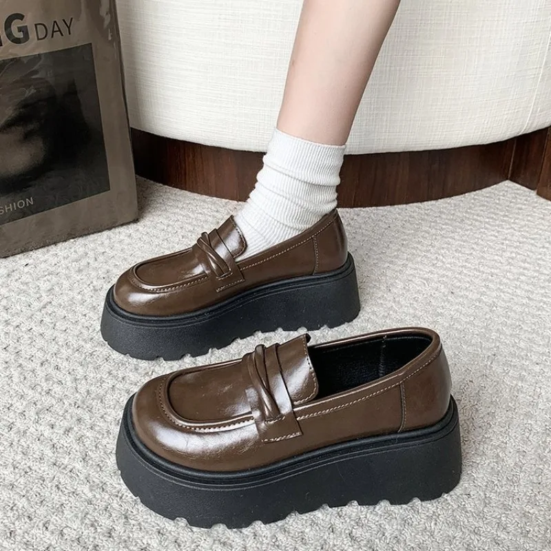 

Женская обувь на плоской подошве на толстой подошве, весенне-осенние лоферы без шнуровки, модная женская обувь на лифте, дышащая повседневная обувь на платформе
