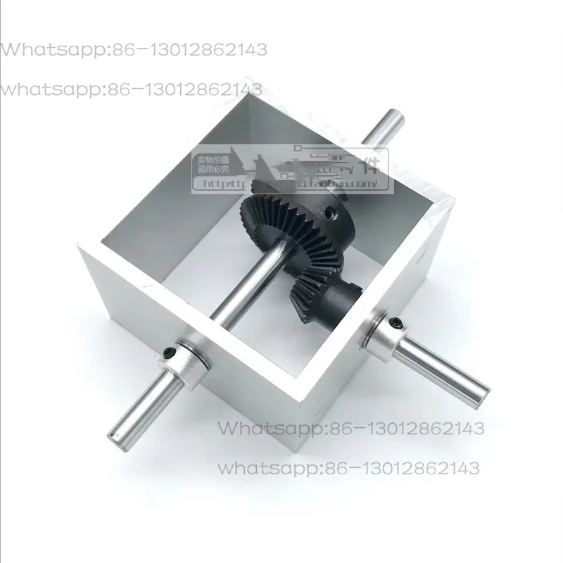 90 degree right angle drive bevel gear reversing speed gearbox 1 to 2 hand crank small machinery corner reducer