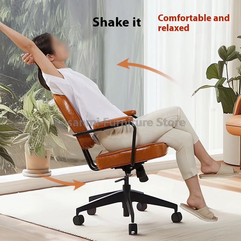เก้าอี้โต๊ะหนังกลางหลังพร้อมที่เท้าแขนเบาะเก้าอี้คอมพิวเตอร์โยกย้อนยุคโฮมออฟฟิศเก้าอี้โต๊ะหมุนนุ่มพร้อมโครงเหล็ก