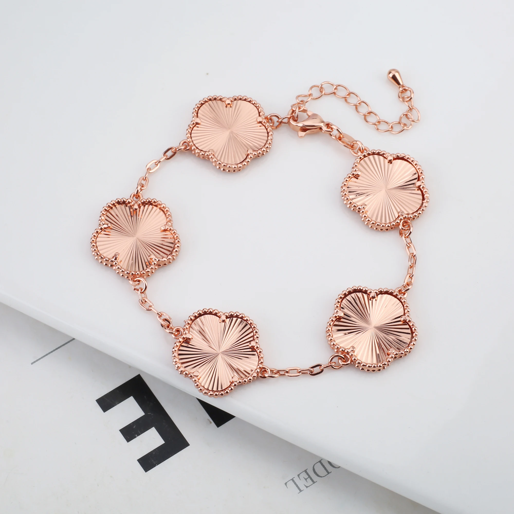 Women's Shiny Metal Plant Five Leaf Flower Set