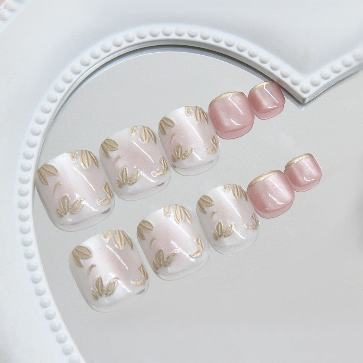 24pcs 3D Cat Eye French Tip Toe Nails - Metallic Gold Floral Press-On Pedicure Set Multi-Size False Nails