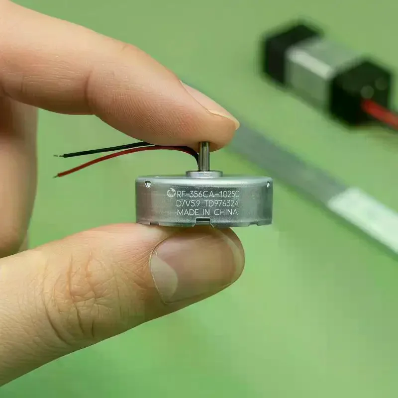 1Pcs DC 3V~6V 5.9V 8900RPM Micro 24mm Round Motor RF-356CA-10250 Thin Motor For DIY Toy Fan Hobby Car AV CD Audio Player