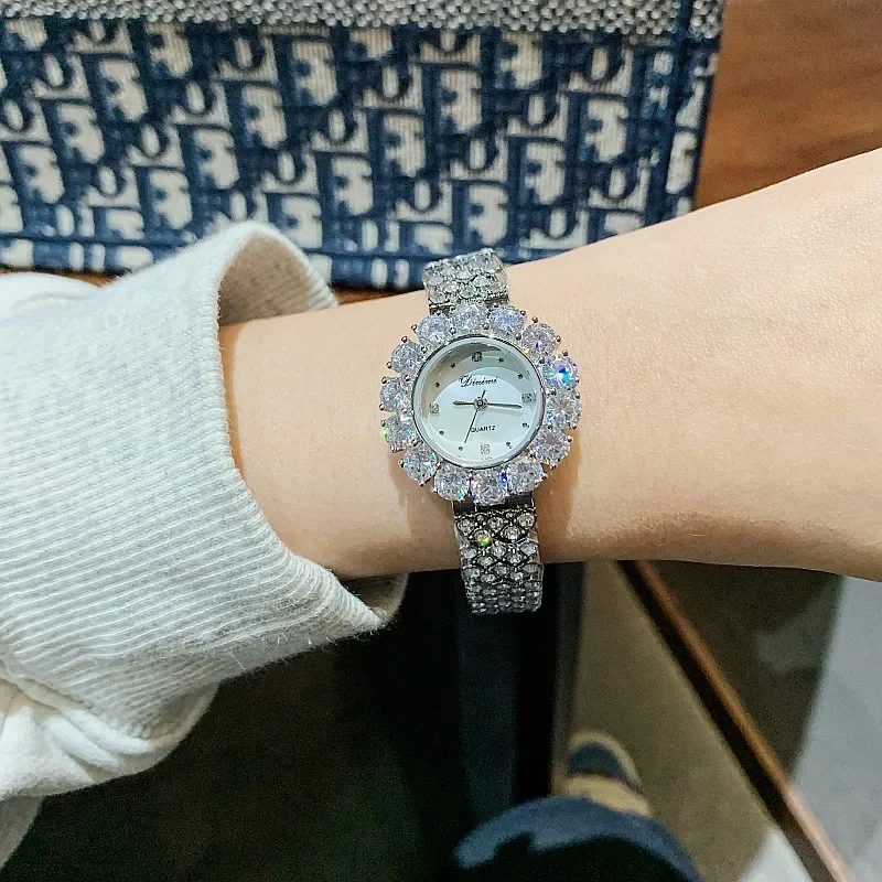 Women\'s Watch Full Diamond Top Luxury Brand Quartz Steel Watches For Ladies Elegant Zircon Crystal Fashion Wristwatch Clock