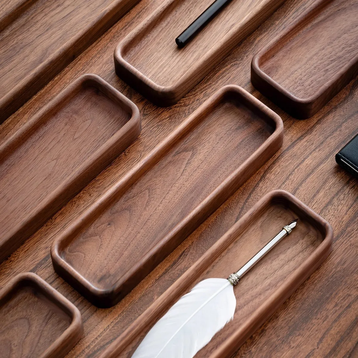 

Lidless Hollowed-Out Solid Wood Storage Box Black Walnut One-Piece Minimalist Office Table Organizer