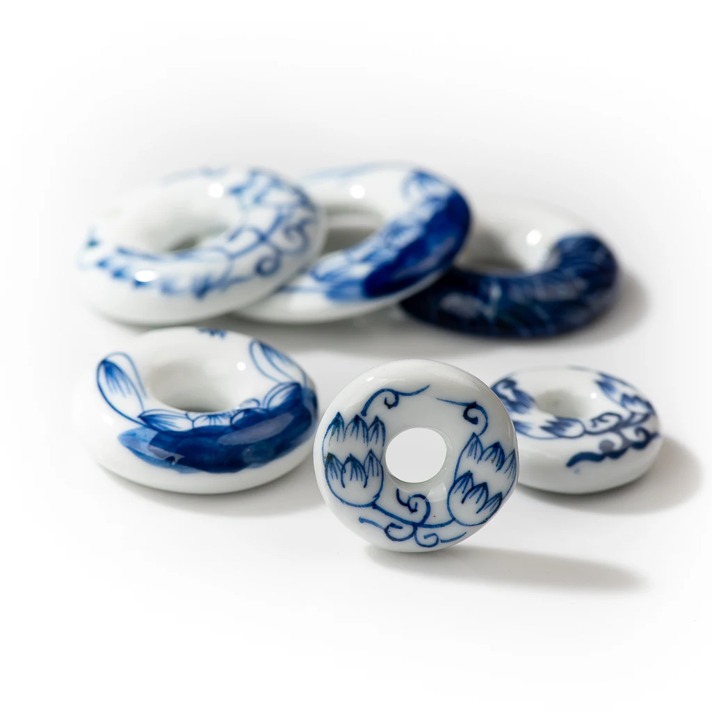 Hand-painted Blue And White Safety Button Porcelain Beads Ceramic Pendant For Jewelry Making Z051