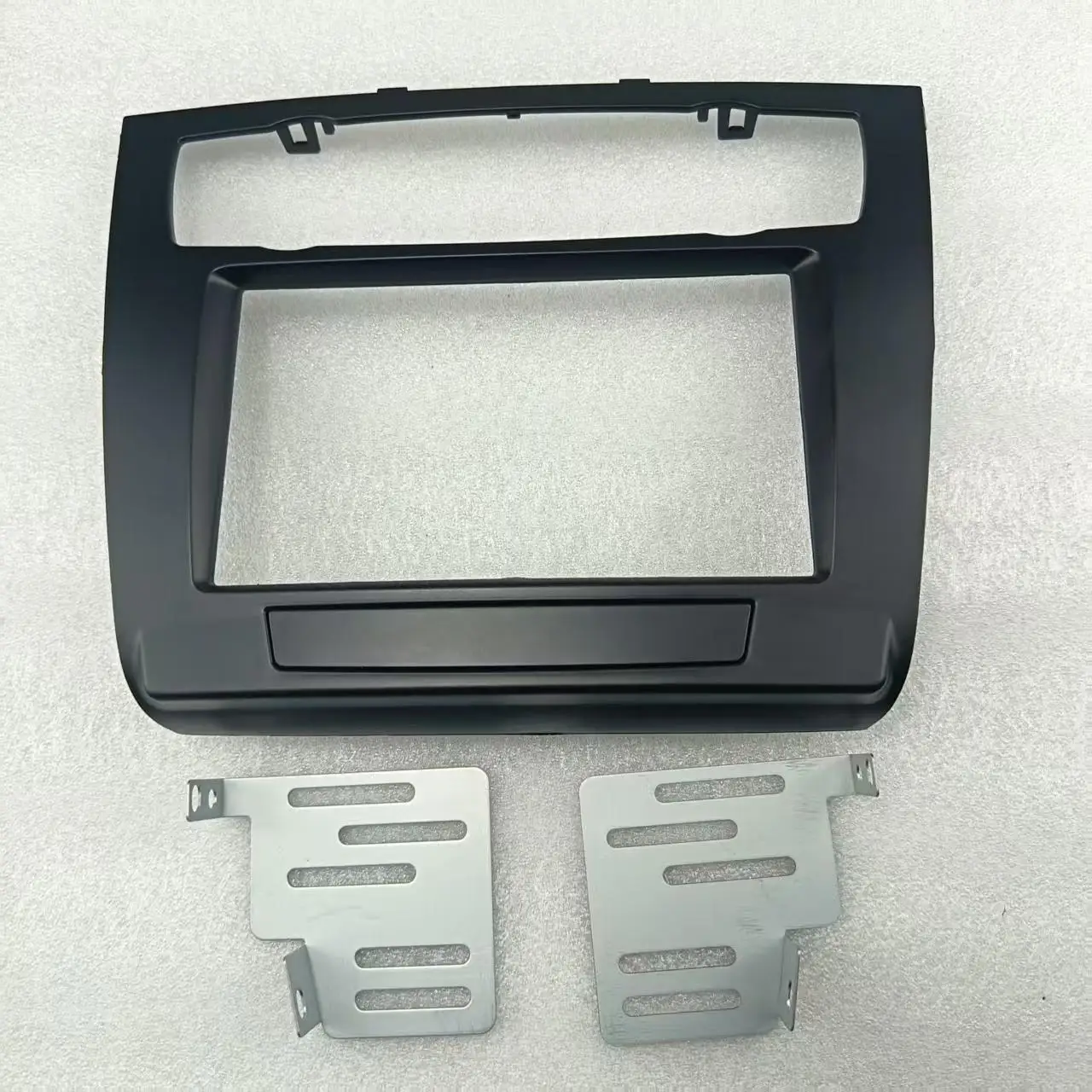 For BMW 1 Series E81 E82 E87 E88 2007-2011 Car Radio Fascia DVD Stereo Frame Dash Panel Installation Trim Kit Mounting Bezel
