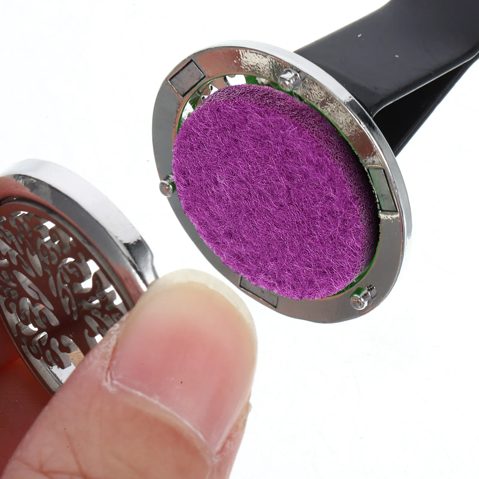 

100Pcs Aromatherapy Refill Pads Cotton Essential Oil Diffuser Necklace Locket Replacement Round Compact Aroma Pad for Pendant